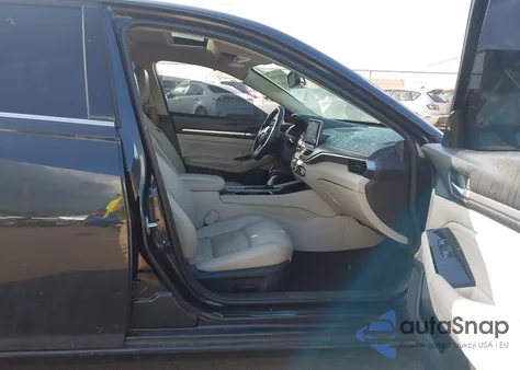 2020 Nissan Altima Platinum z USA, uszkodzony, nr VIN 1N4AL4FV5LC185533